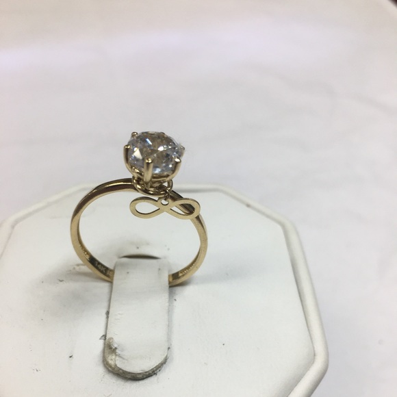 Jewelry - New 14K  gold  engagement ring